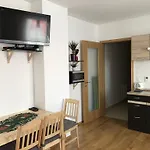 Apartment Glory