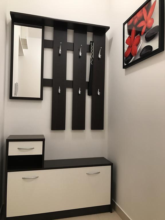 Apartment Glory